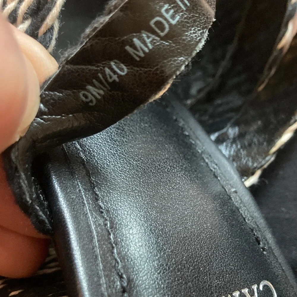 Like new size 9 Vince Camuto black and white chunky heels - Picture 7 of 9